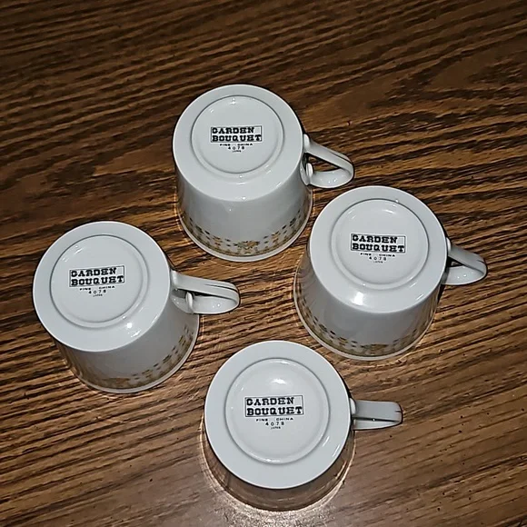 GARDEN BOUQUET - 4 Vintage Flat Cups - Fine China of Japan - Gold Trim - Picture 8 of 9
